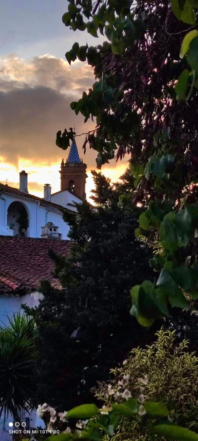 Alojamiento Rural El Castano Fuenteheridos Εξωτερικό φωτογραφία
